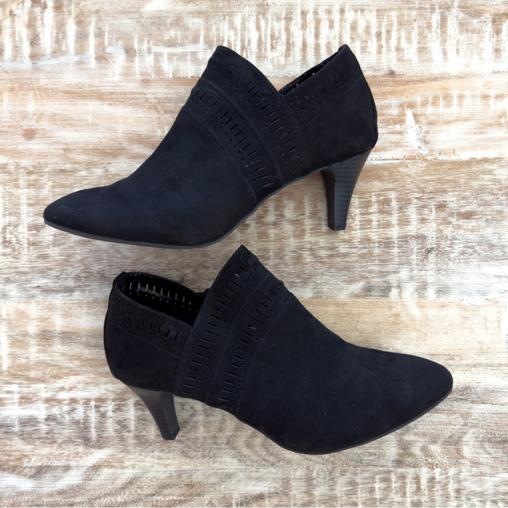 Karen Scott Black Bootie Heels Size 12